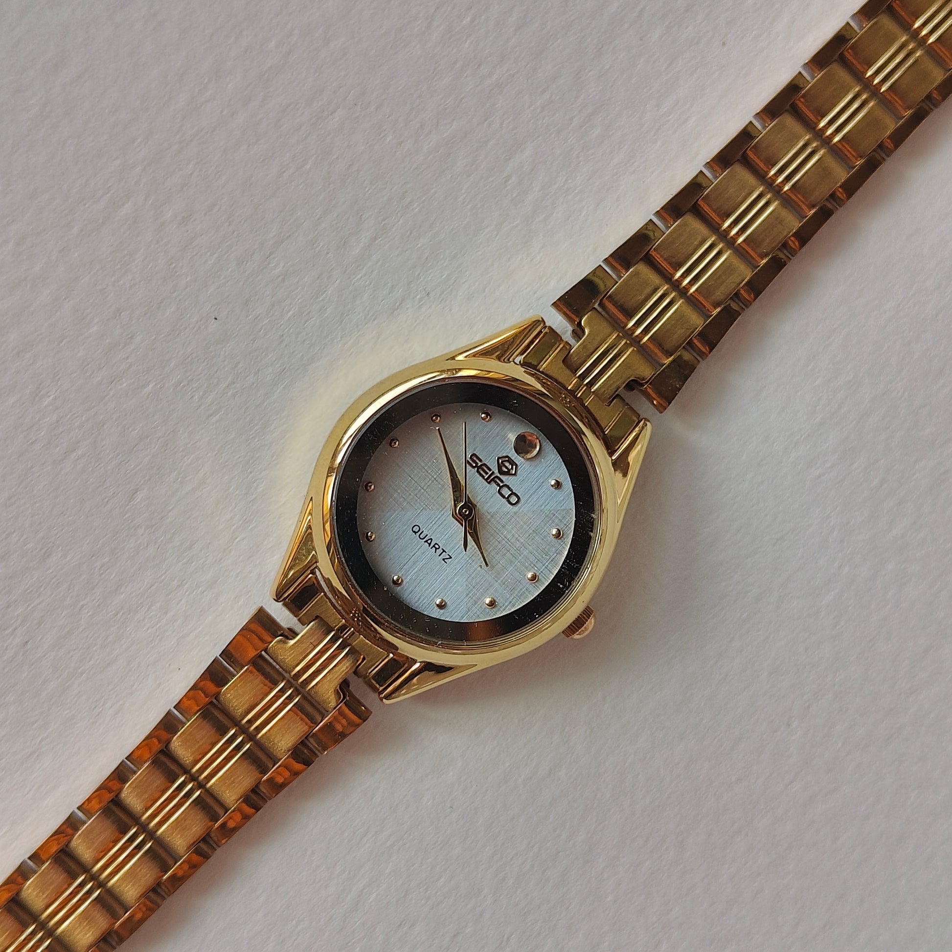 White Dial Mirror Bezel Gold Seifco Watch