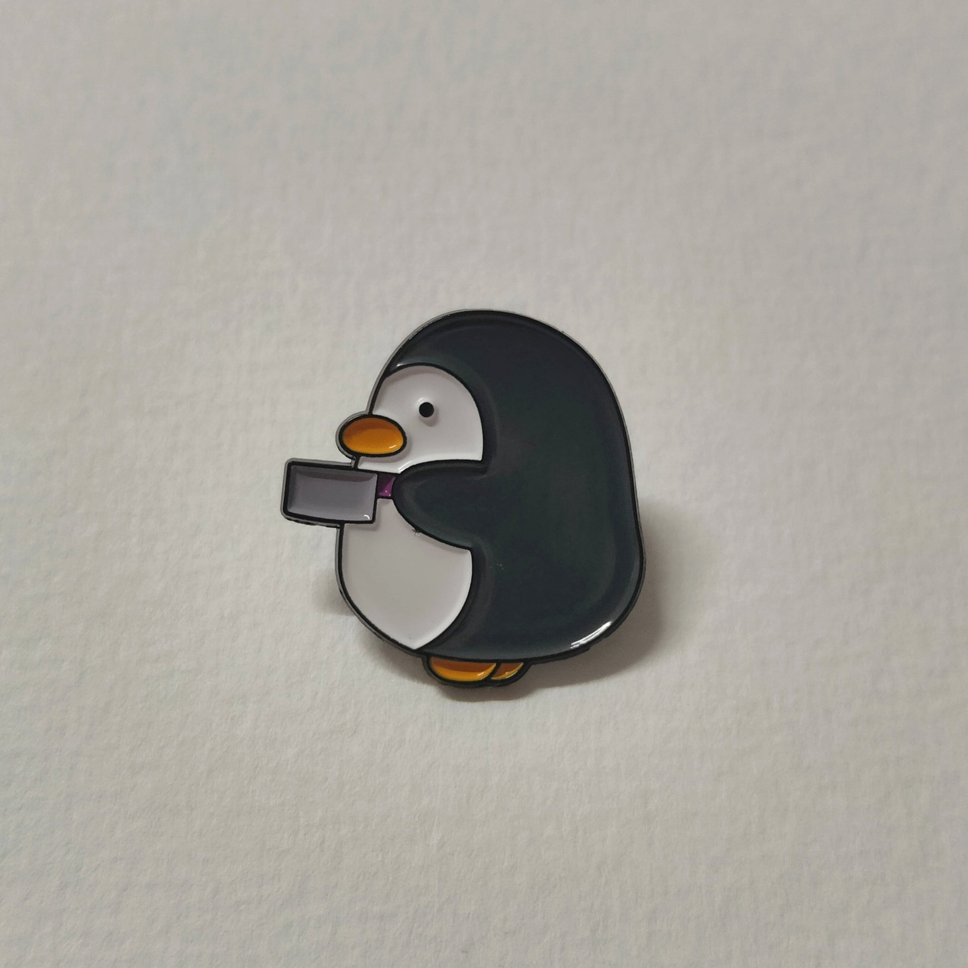 Cleaver Penguin pin