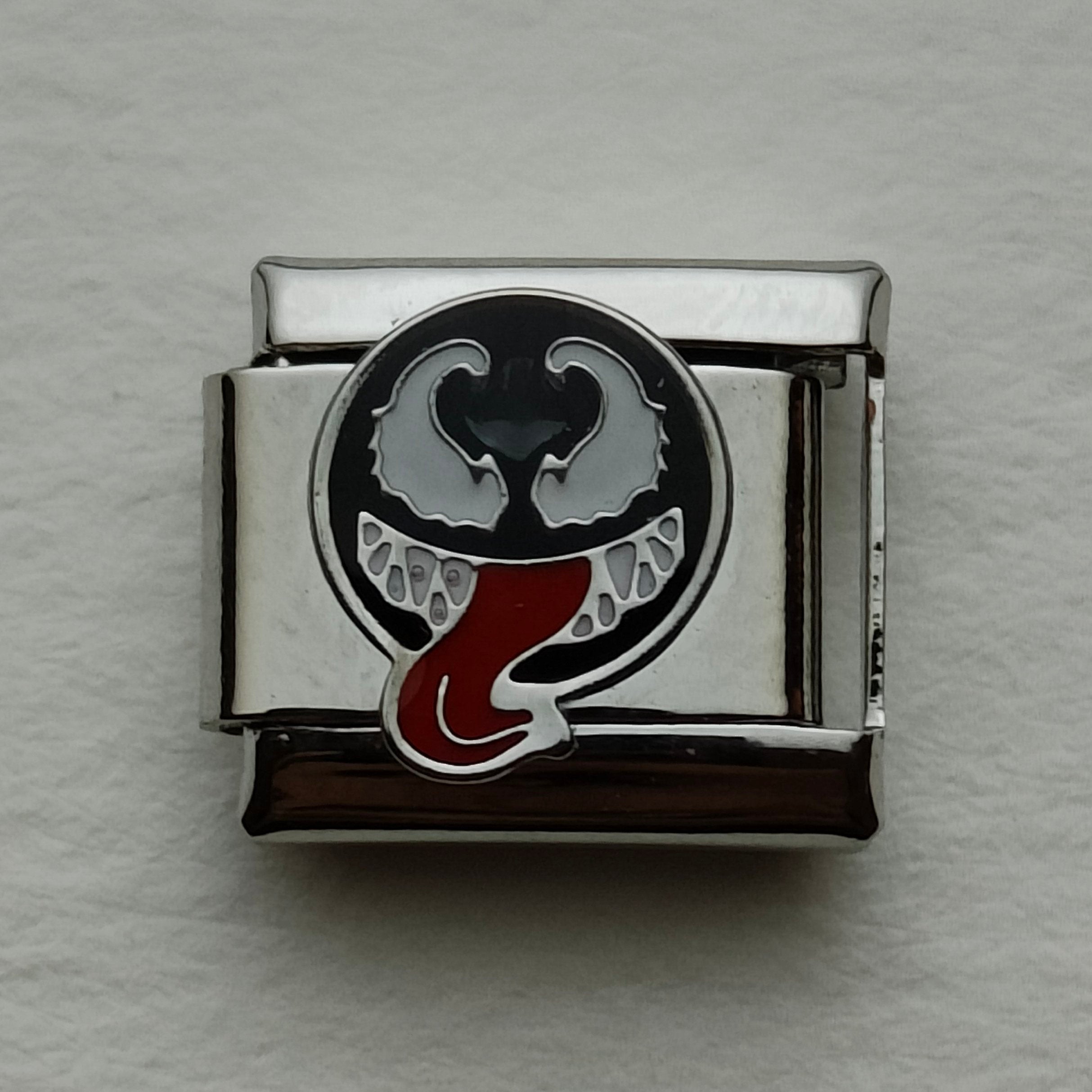 Venom Charm