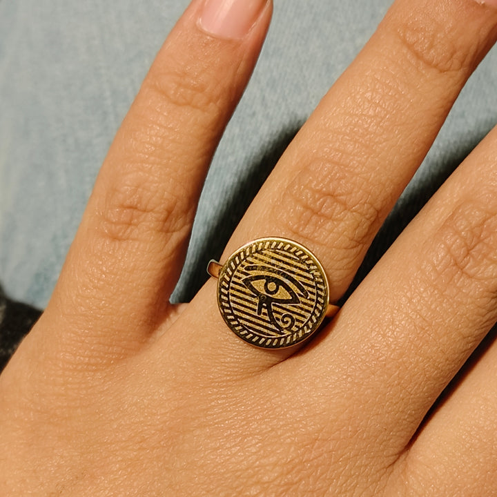 The Eye of Ra Ring