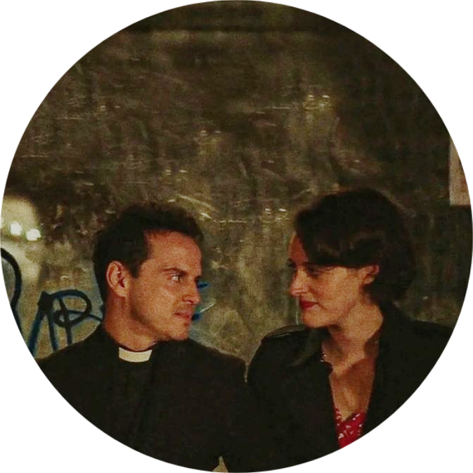 Fleabag Button Pin
