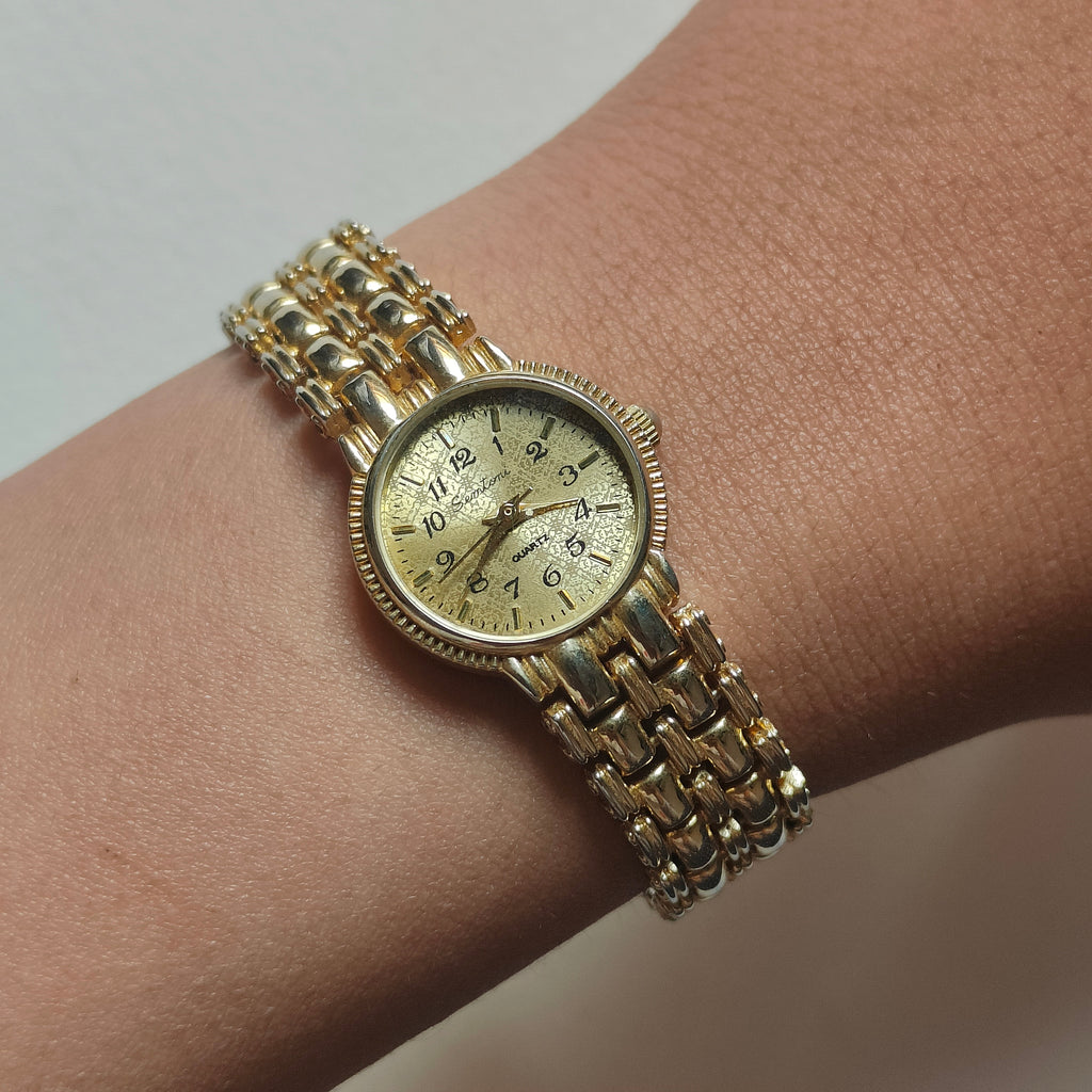 Simple Round Watch-not working