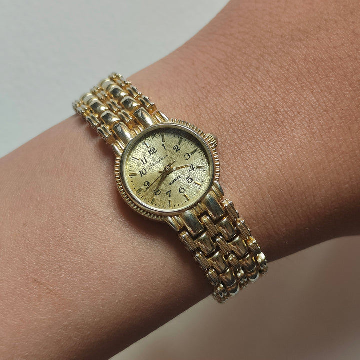 Simple Round Watch-not working