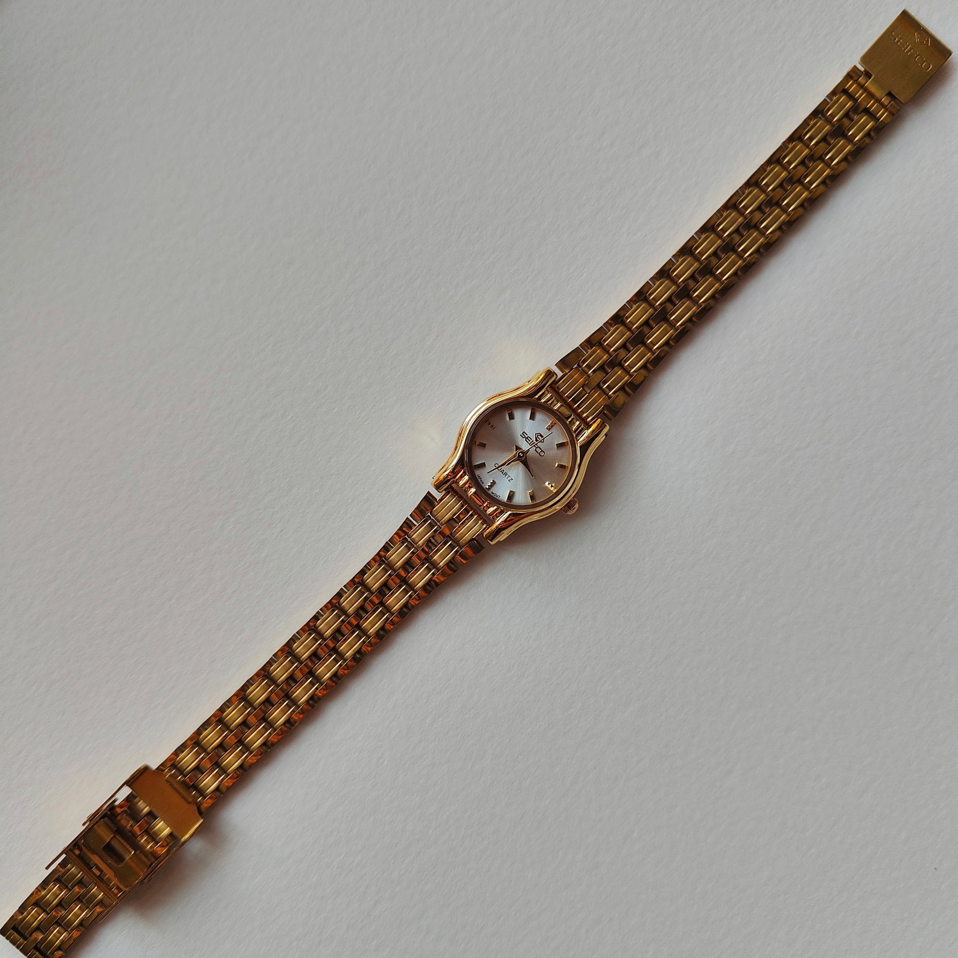 White Dial Gold Dainty Seifco Watch