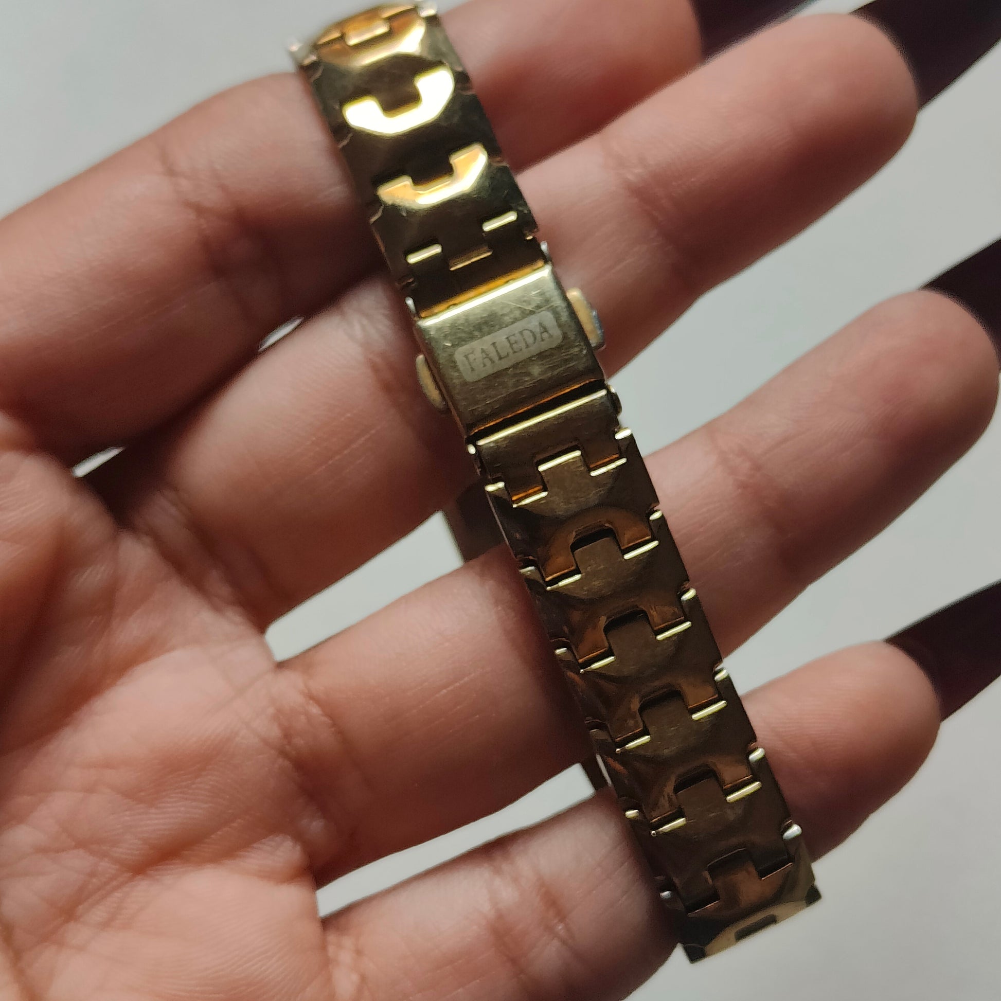 Blue frame gold Watch -not working
