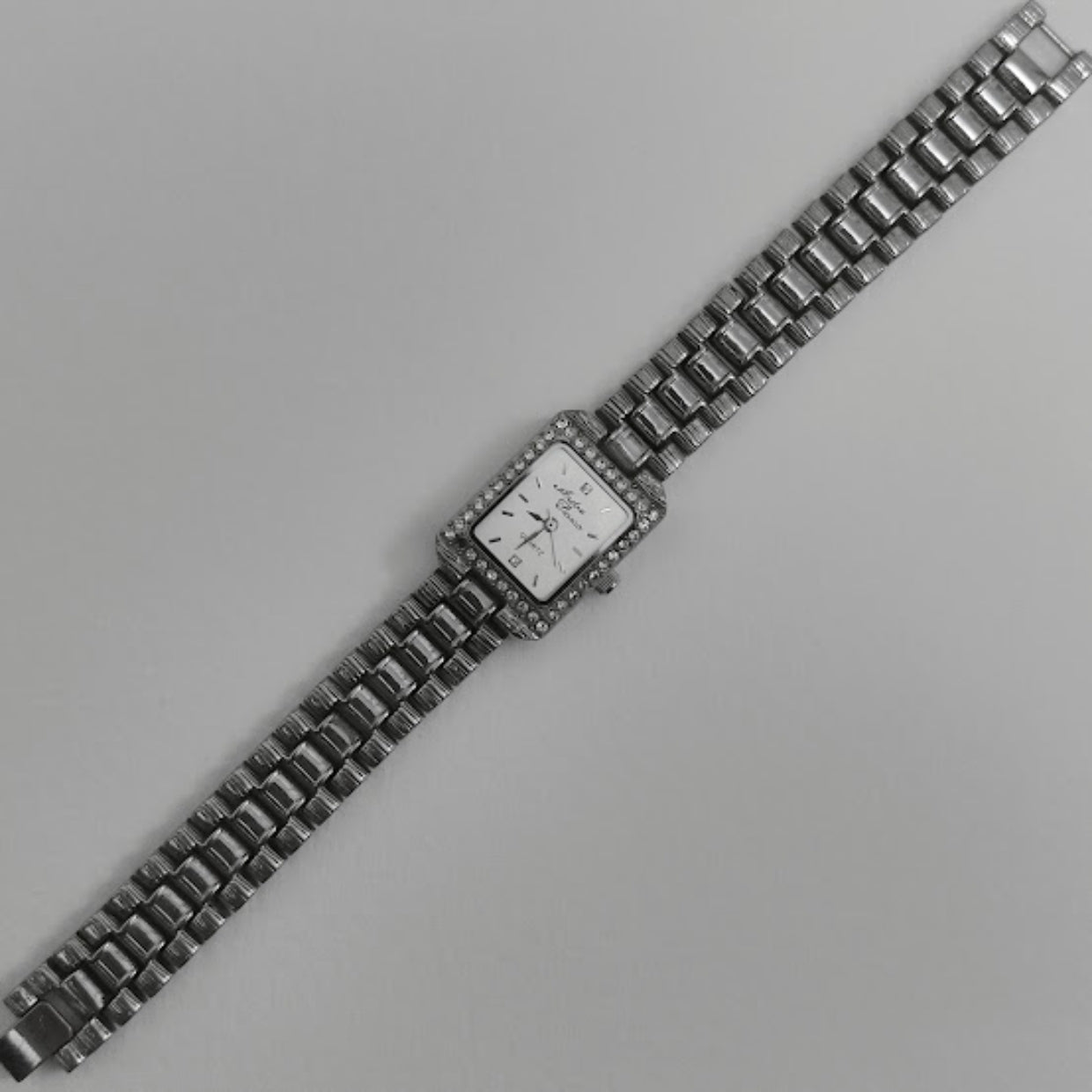 Simple Silver Watch -not working