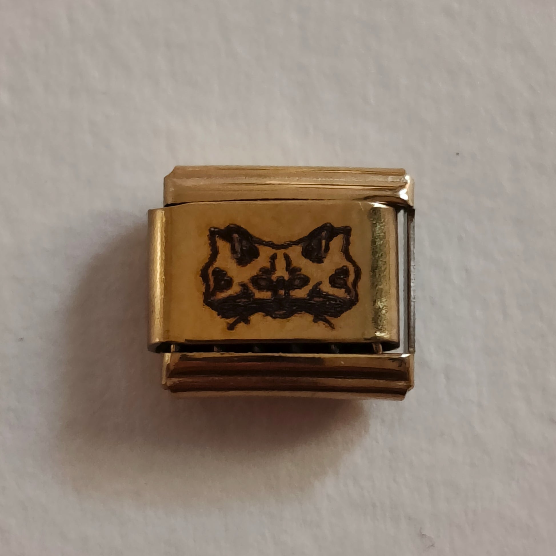 The Trio Cat Gold Charm