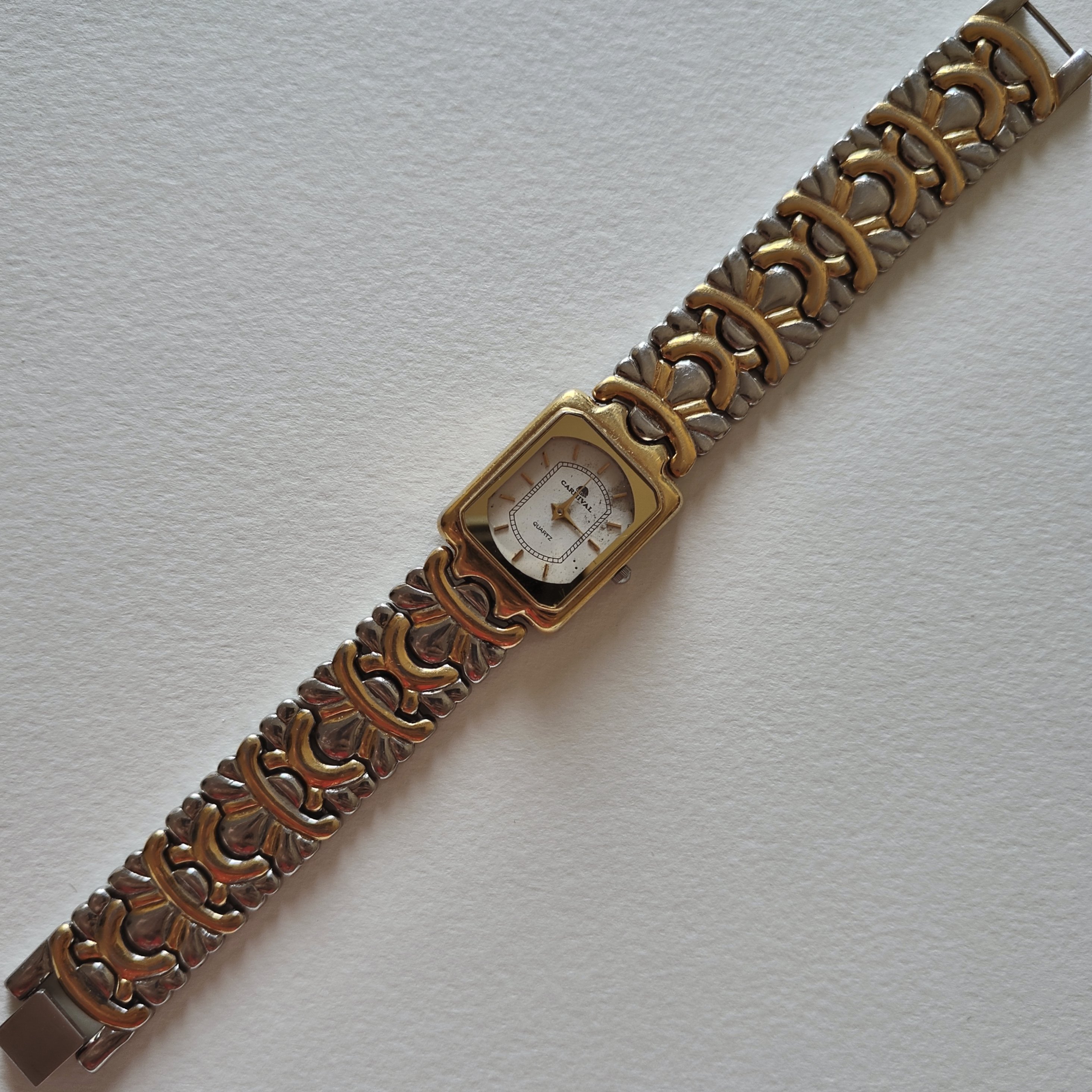 Carnival mix metal watch -not working