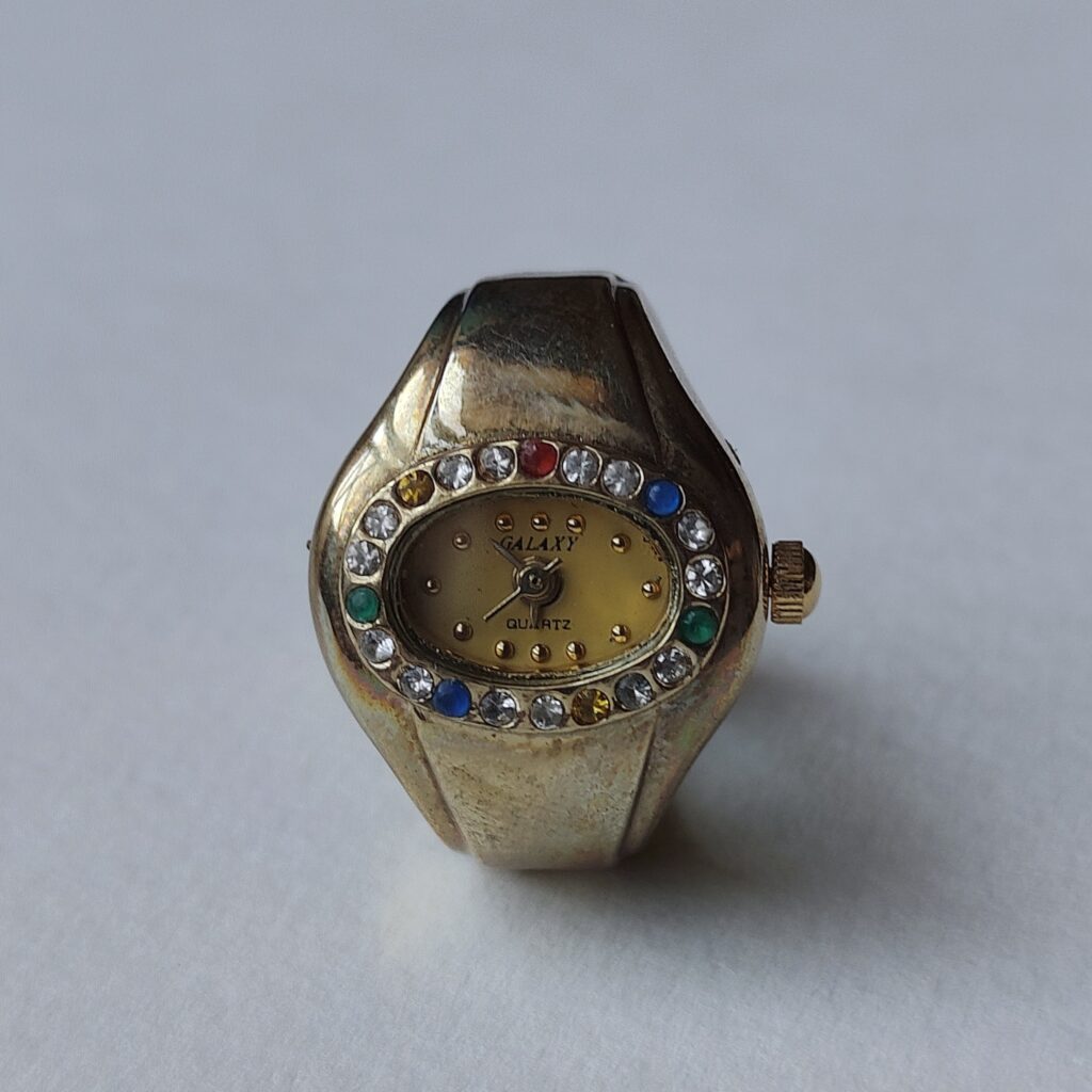 Beige Gold Oval Watch Ring